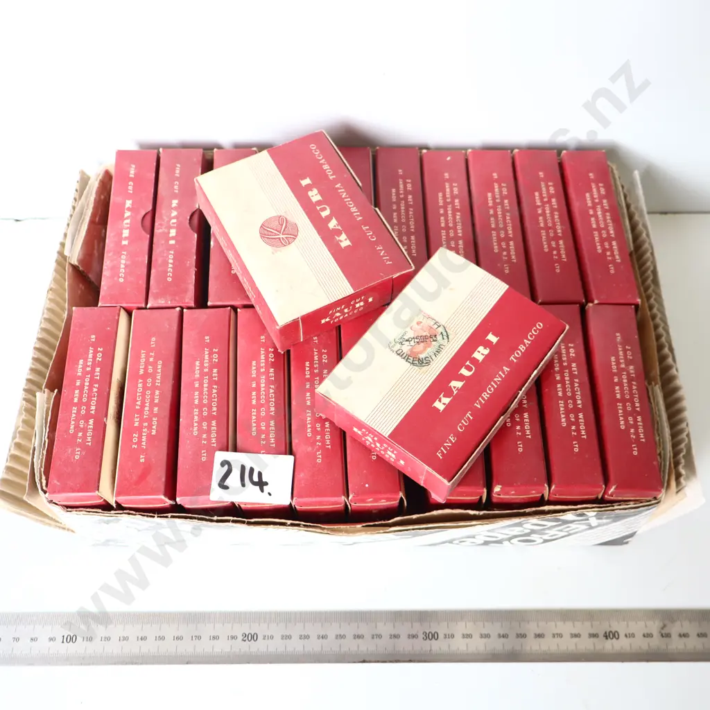 Kauri Tobacco Carton with Contents Image 1++