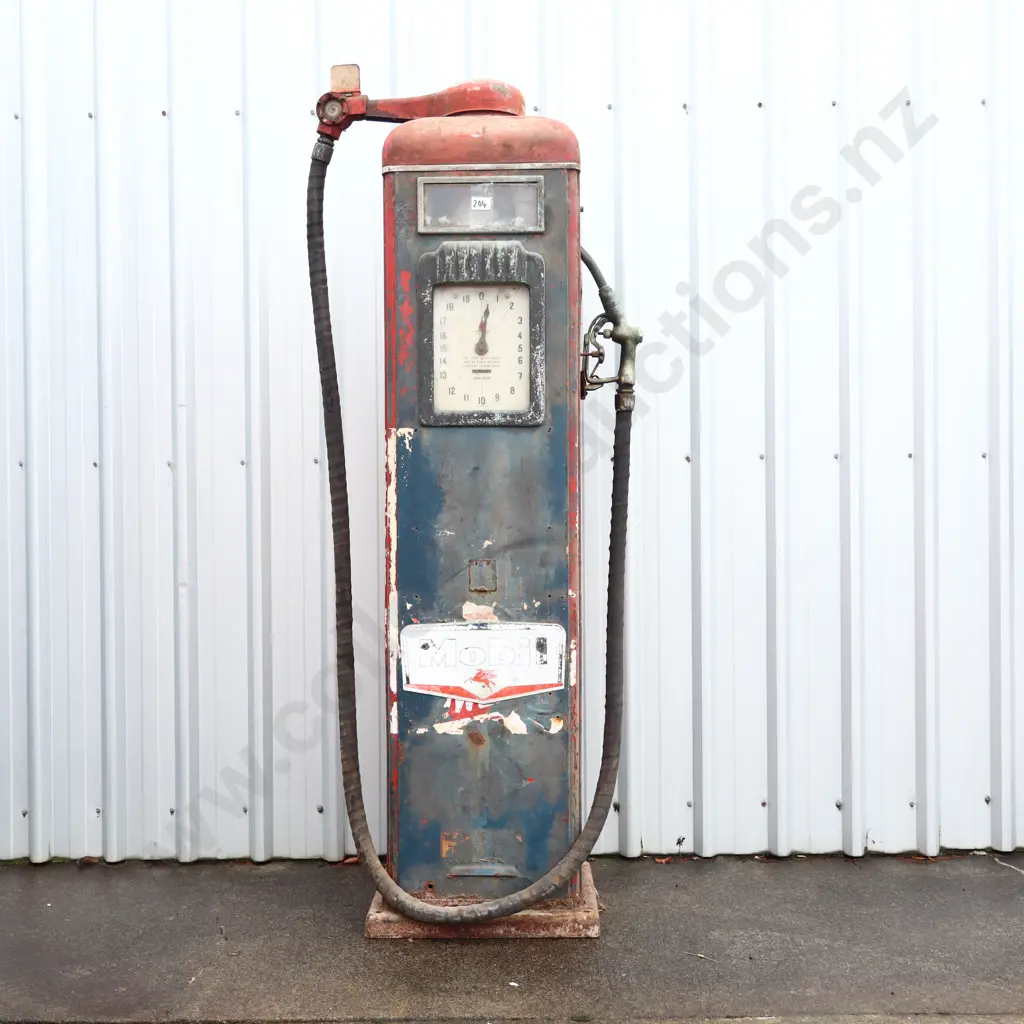Gilbert And Barker Petrol Bowser Original Mobil Oil Image 1++