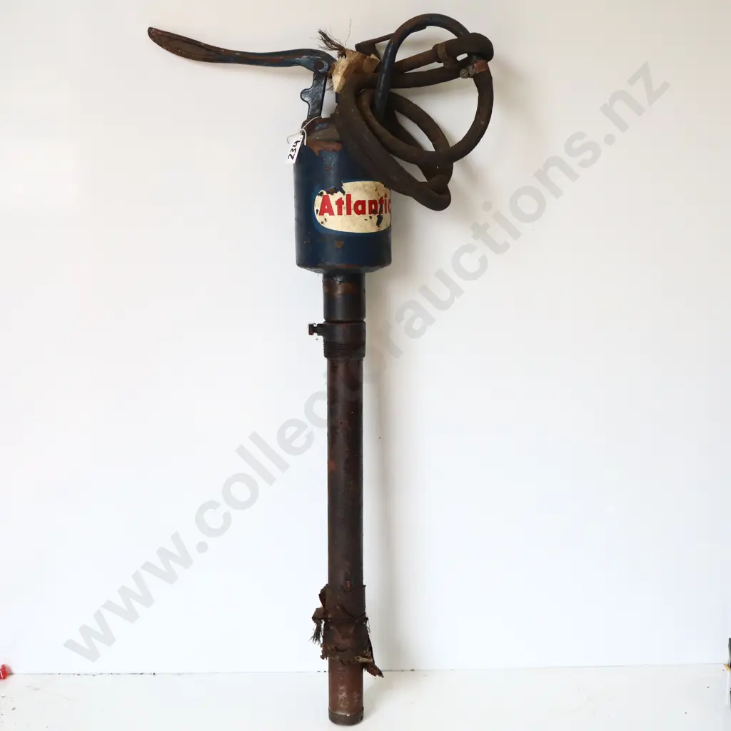 Atlantic Oil Hand Drum Pump Image 1++
