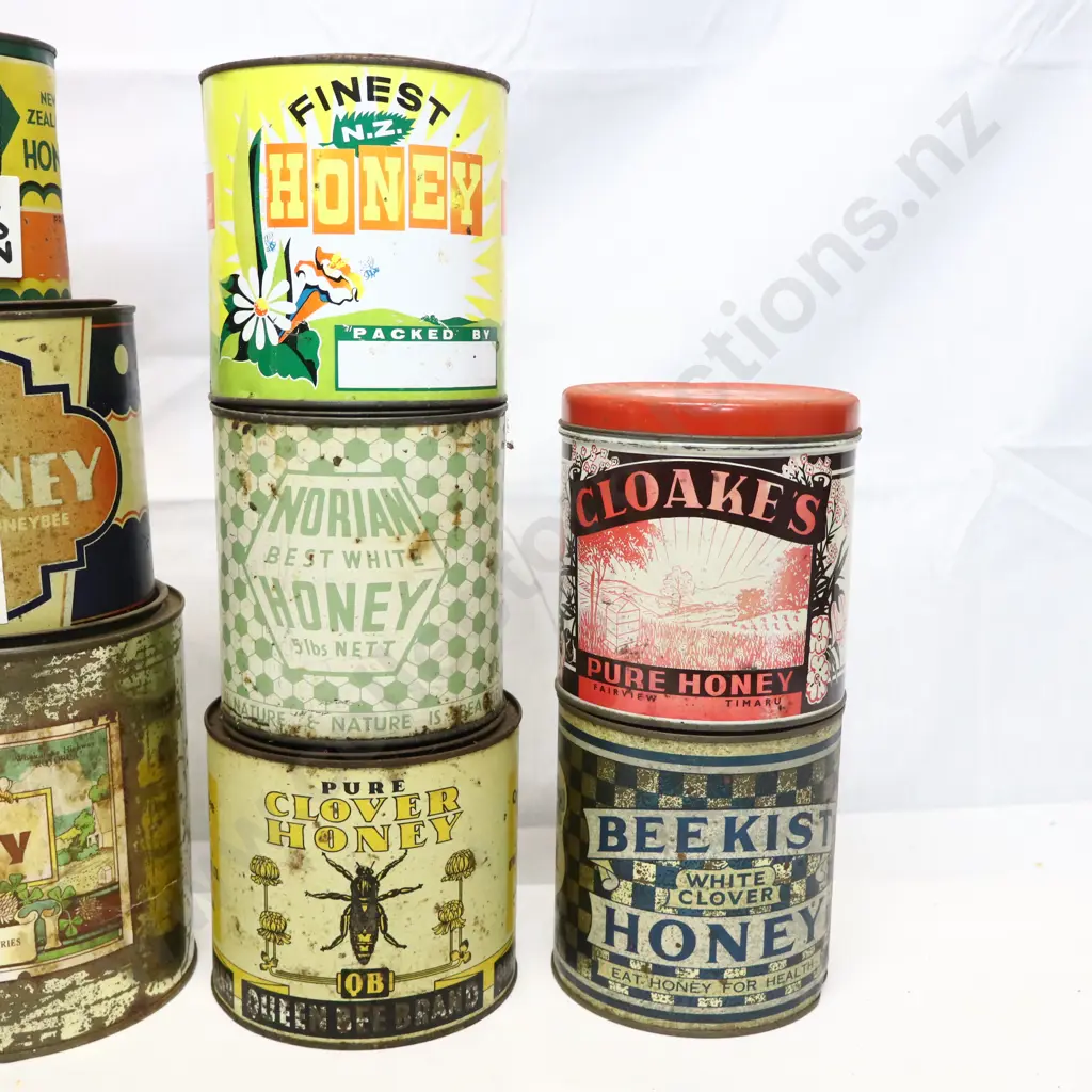 Collection of Vintage Honey Tins Image 1++