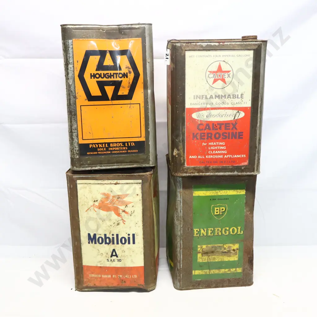 Collection of Vintage Oil Tins Image 1++