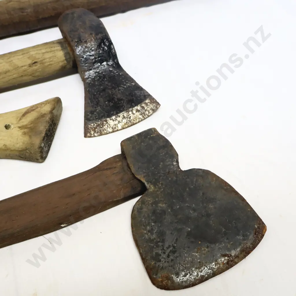 Vintage Axes Image 1++