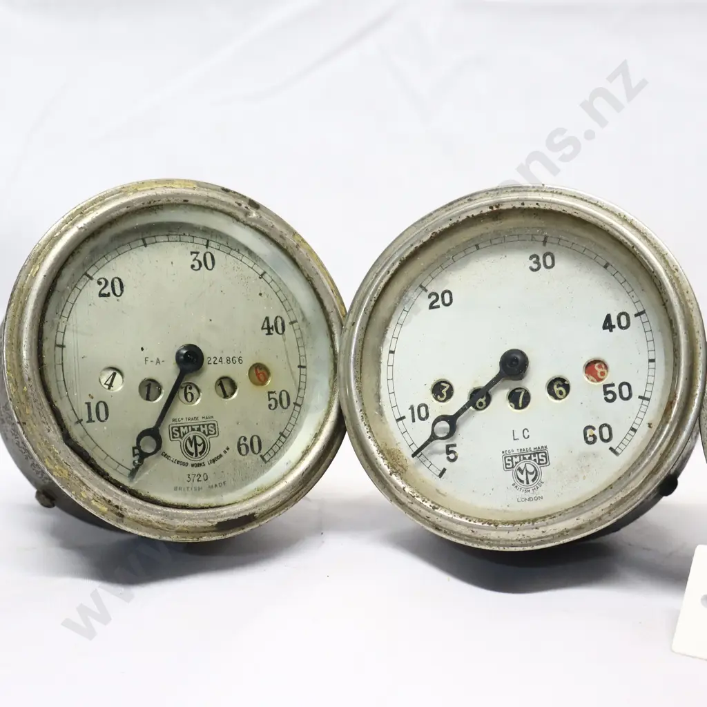Collection of Smiths Gauges Image 1++
