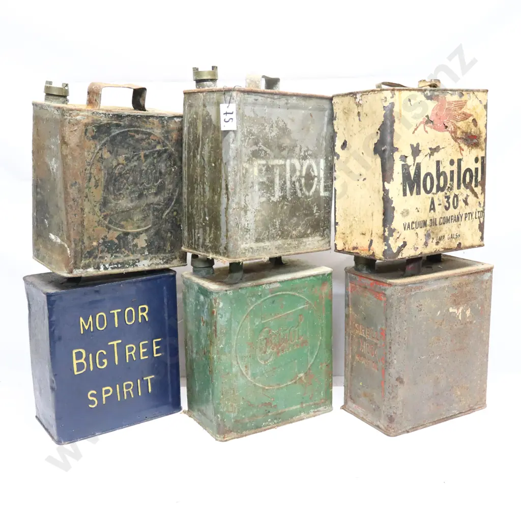 Collection of Vintage Oil Tins. 2 Gallon Runnerboard Tins Image 1++