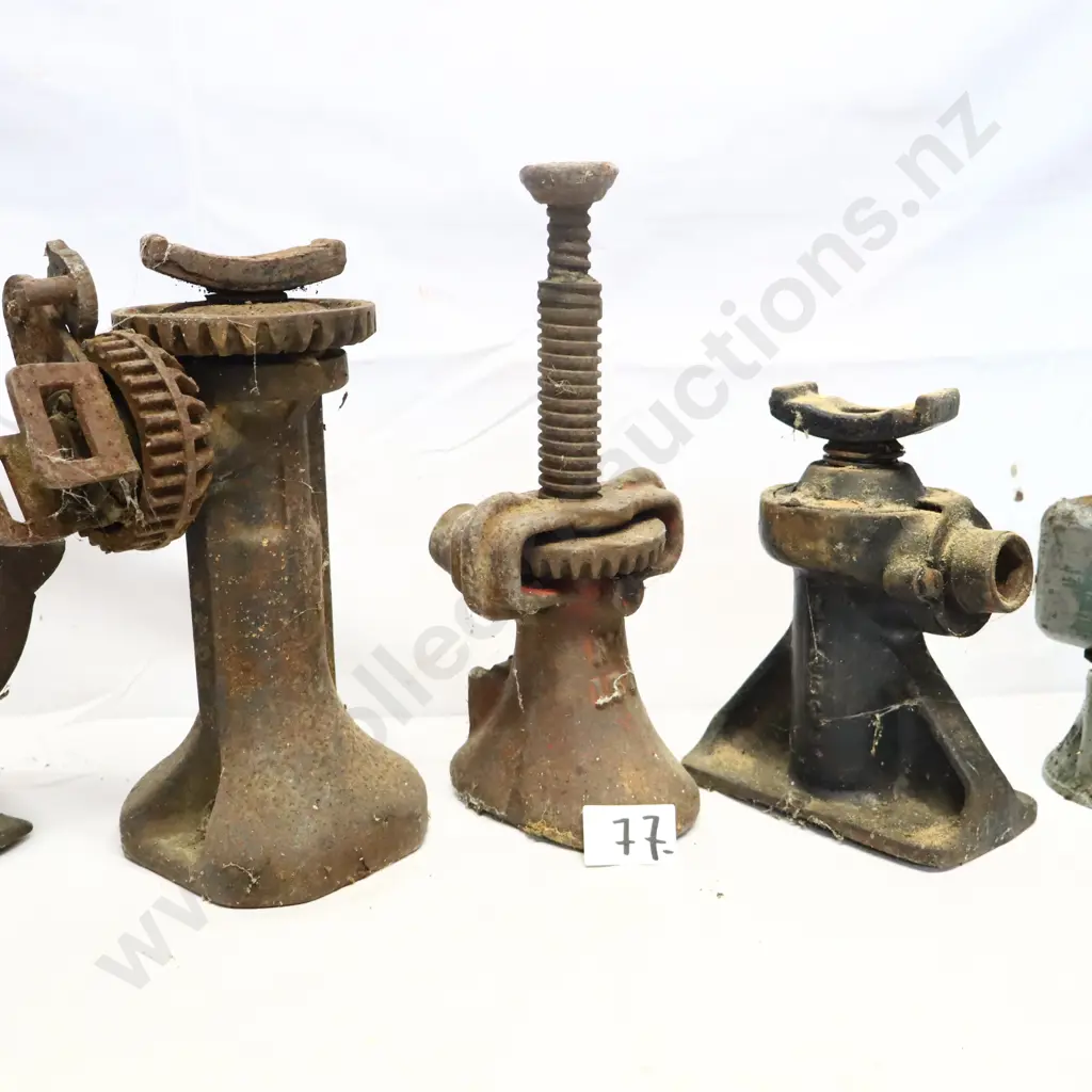 Collection of Vintage Mechanical Jacks Image 1++