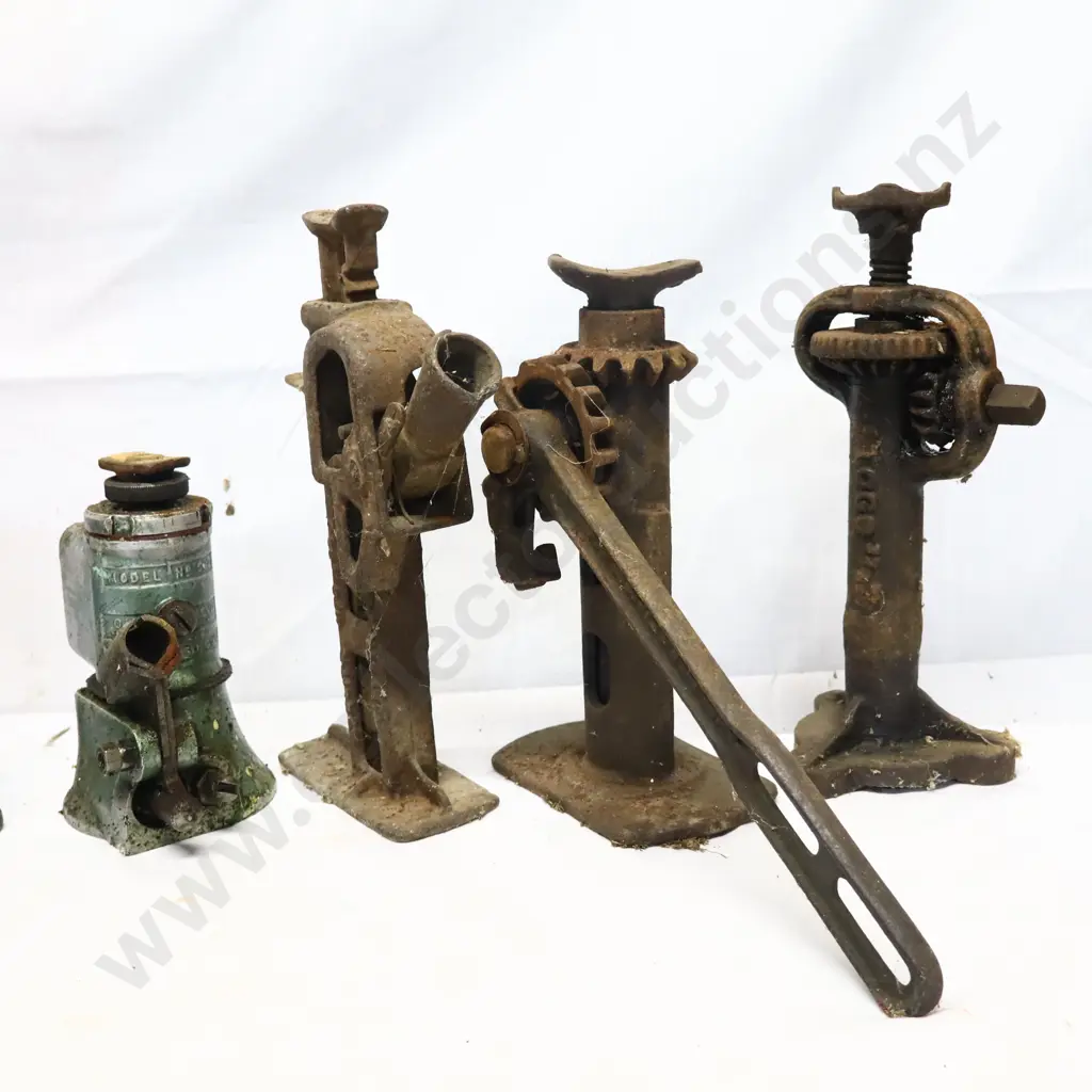 Collection of Vintage Mechanical Jacks Image 1++