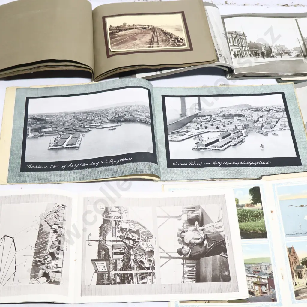 Assorted New Zealand Souvenir Booklets Image 1++