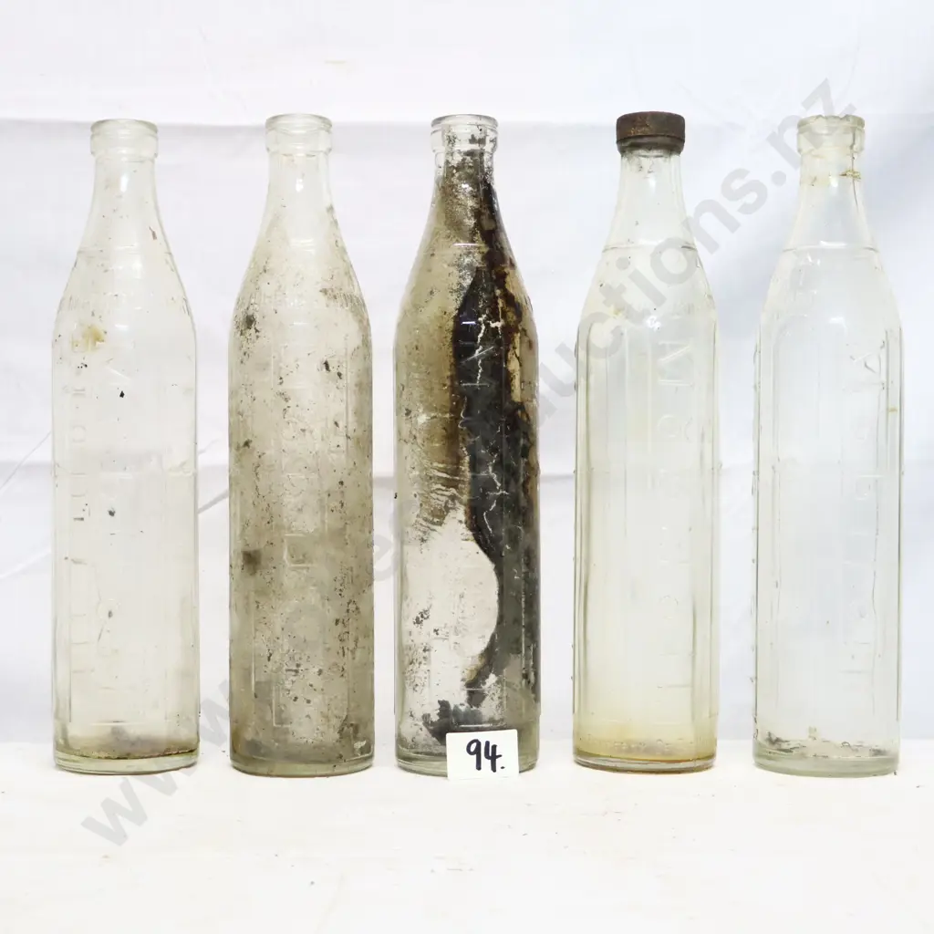 Collection of Mobil Oil Bottles Image 1++