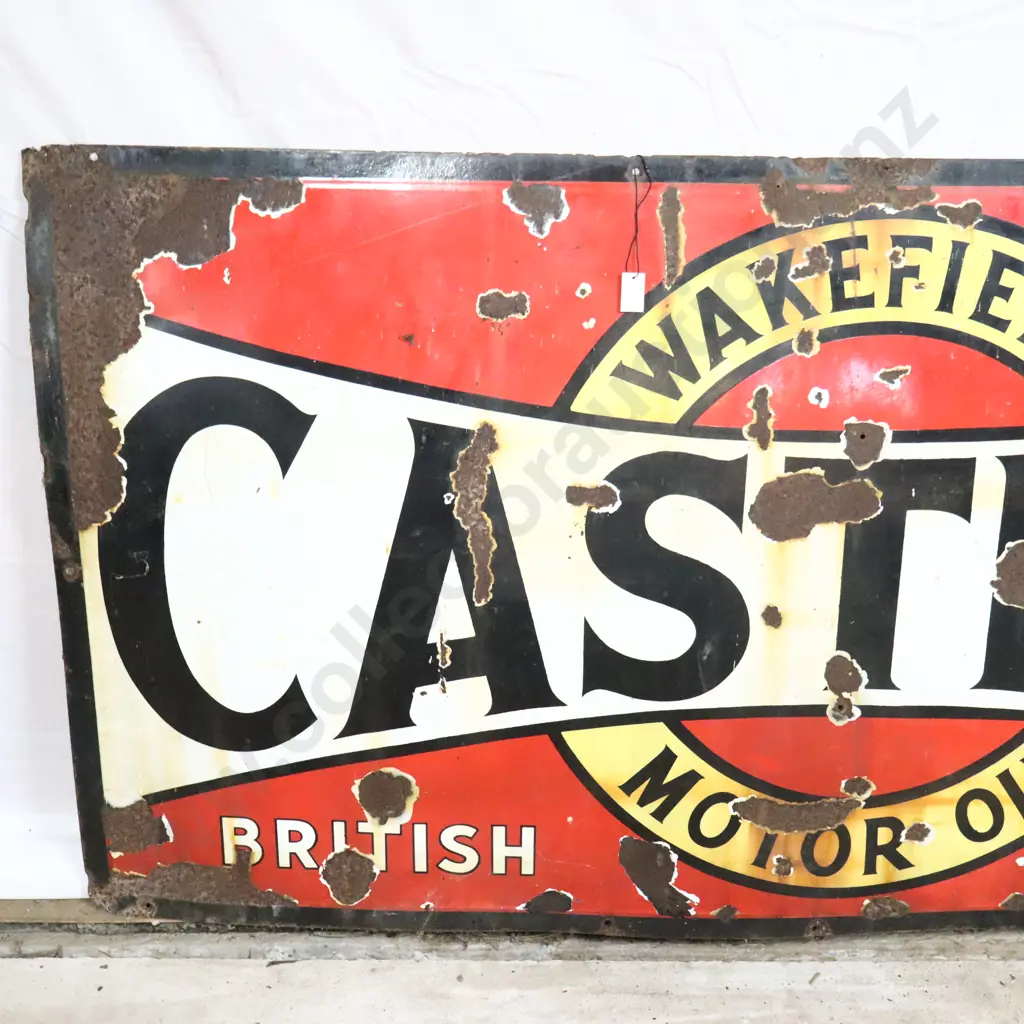 6X3 Foot Wakefeild Castrol Motor Oil Enamel Sign Image 1++