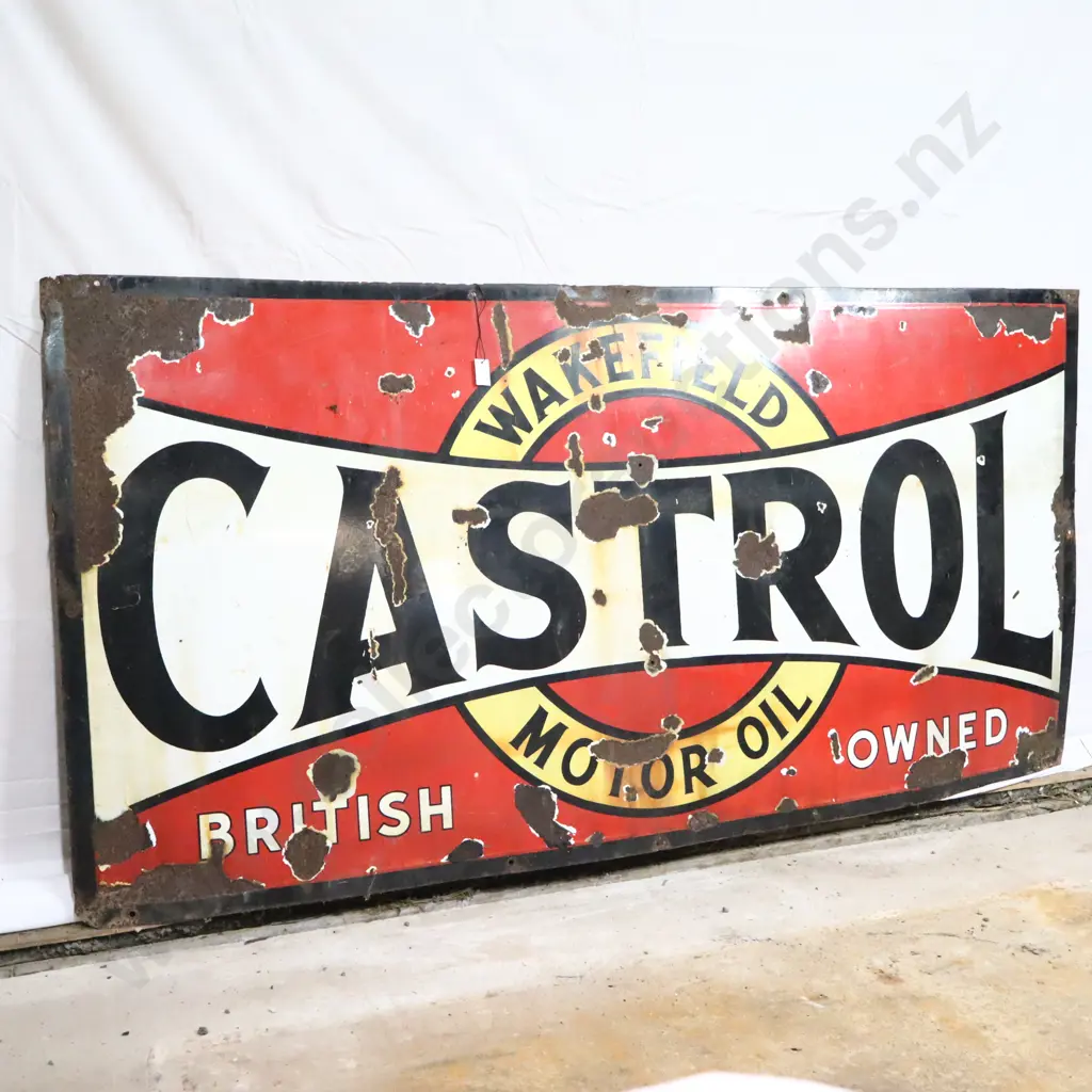 6X3 Foot Wakefeild Castrol Motor Oil Enamel Sign Image 1++
