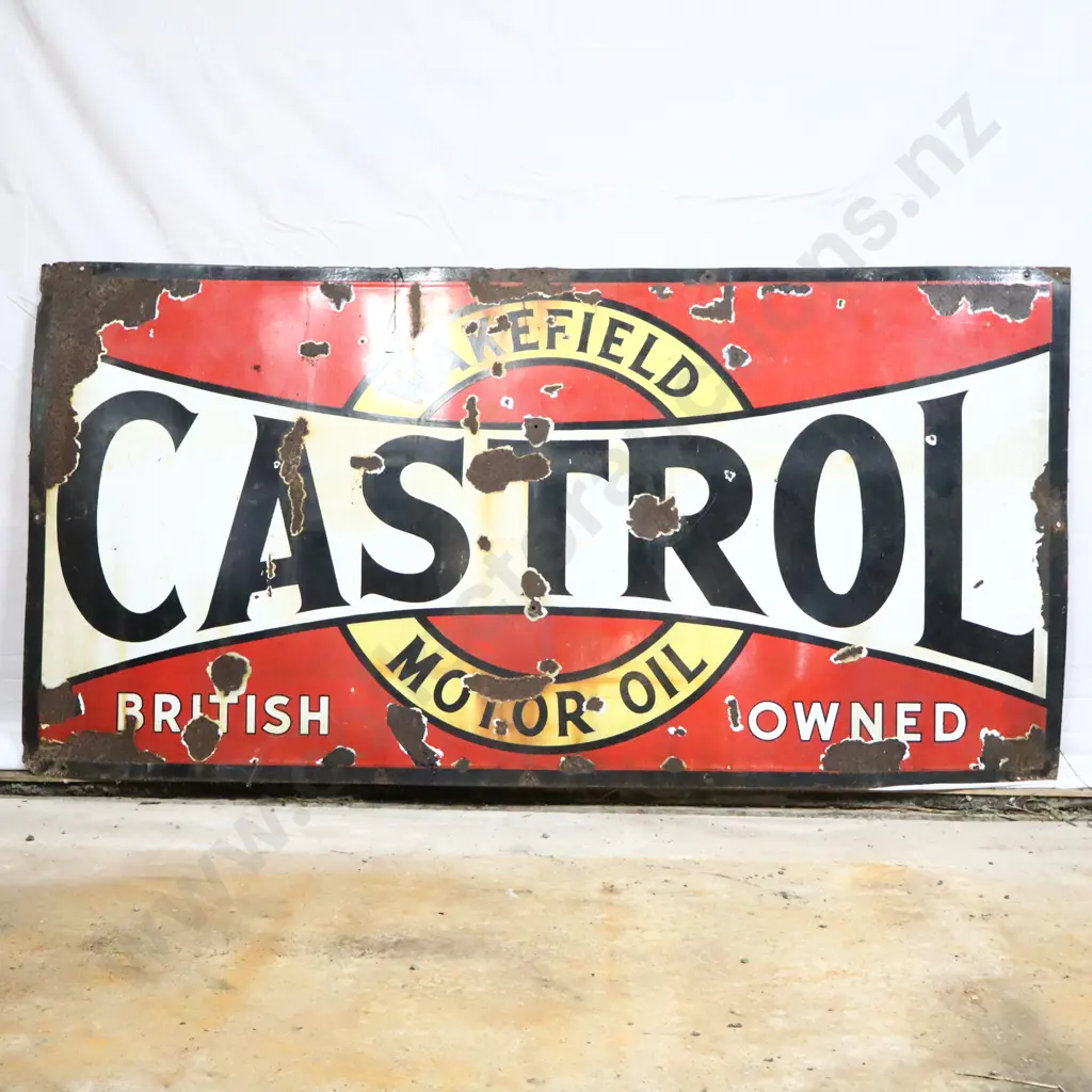 6X3 Foot Wakefeild Castrol Motor Oil Enamel Sign Image 1++
