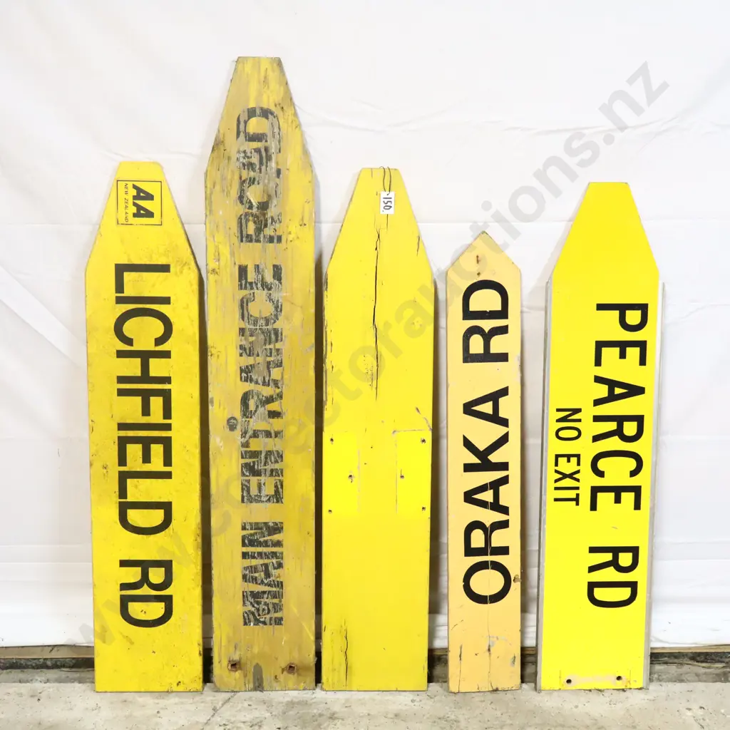 AA New Zealand Road Signs Group. Lichfield Rd Main Entrance Road F.V.H.S. Oraka Rd Image 1++
