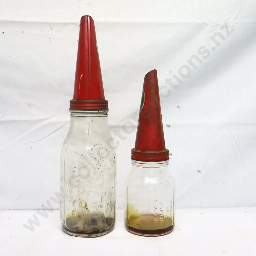Castrol Glass Oil Bottles with Pourers Image 1++