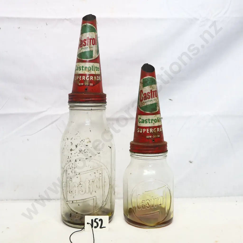 Castrol Glass Oil Bottles with Pourers Image 1++