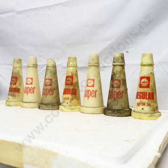Shell Motor Oil Plastic Oil Pourers