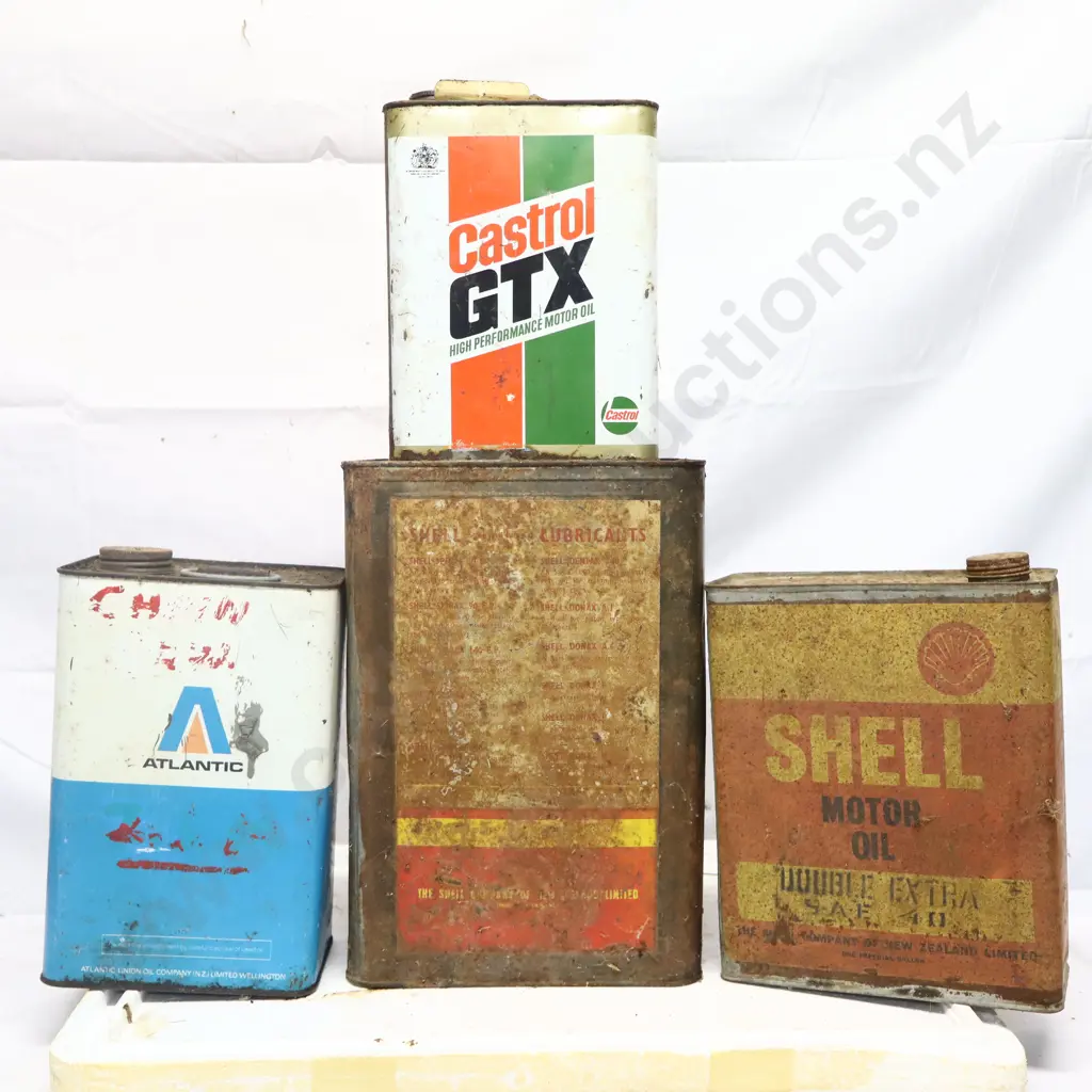 Assorted Vintage Oil Tins Image 1++
