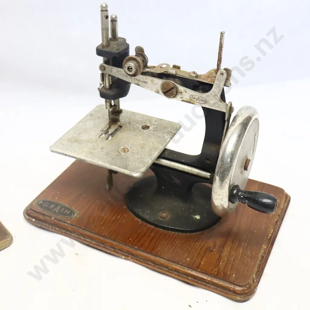 Pair of Kids Sewing Machines Image 1++