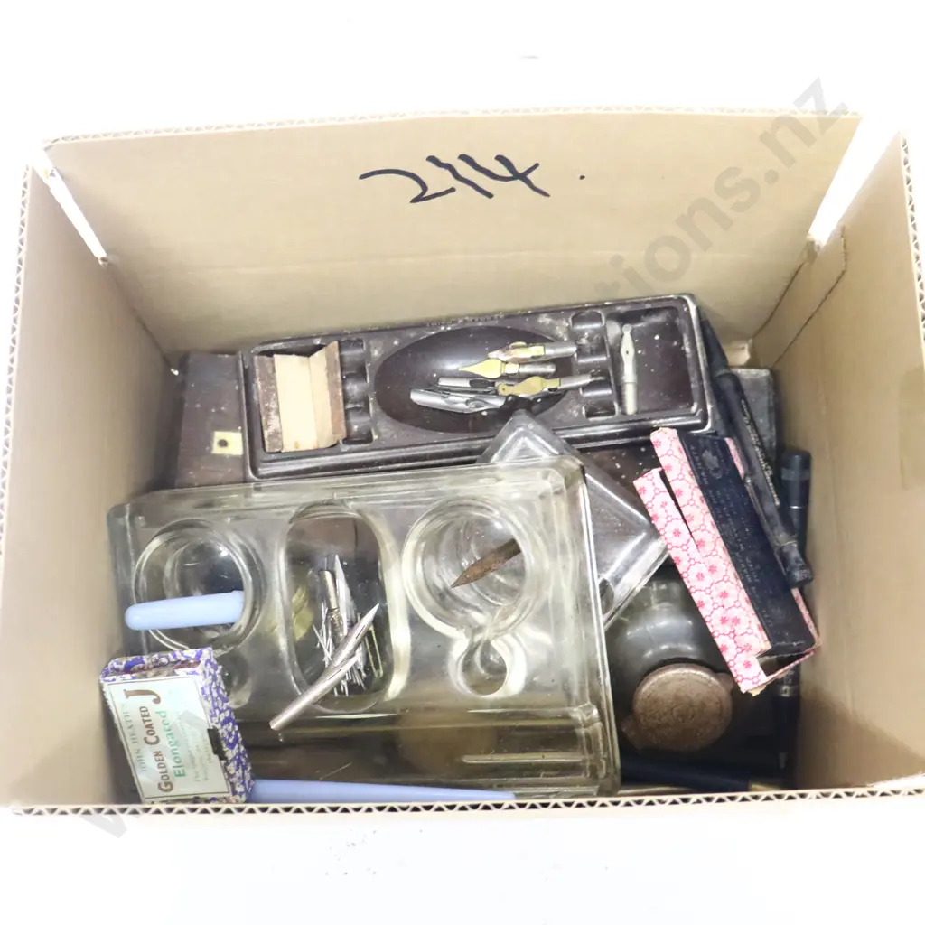 Box of Vintage Fountain Pens, Inkwells Ect Image 1++