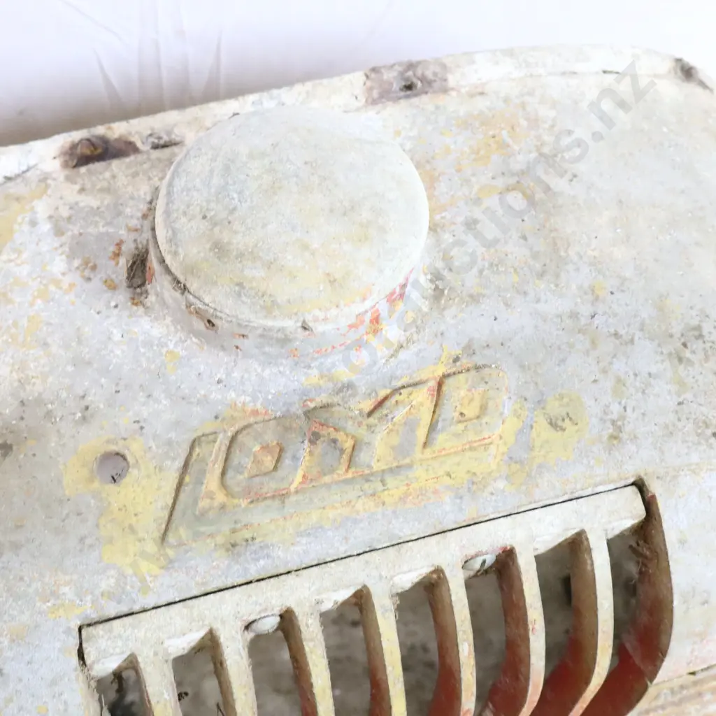 Vintage Loyd Radiator and Grille Image 1++