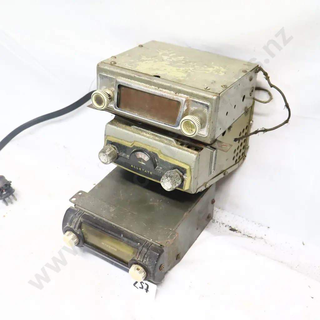 Collection of Vintage Car Radios Image 1++