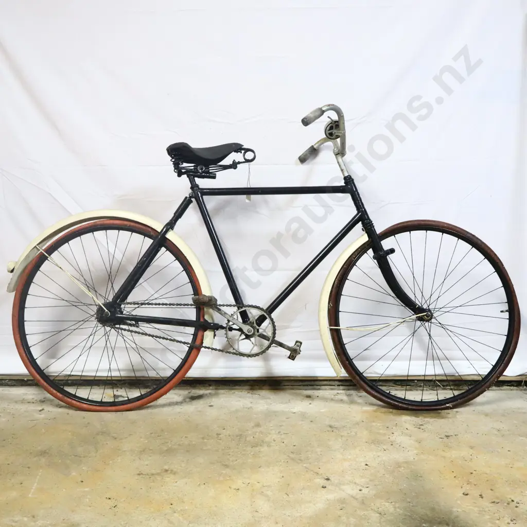 Early Massey Harris Mens Bicycle With Rear Piston Style Suspension Image 1++