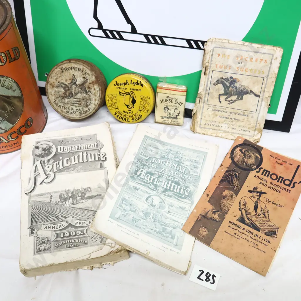 Horse and Farming Related Collectables Image 1++