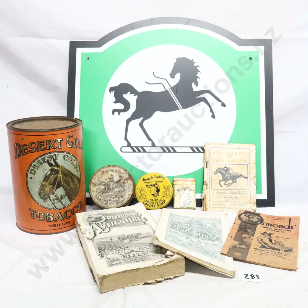 Horse and Farming Related Collectables Image 1++