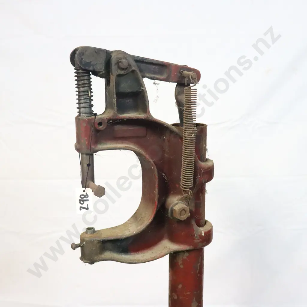 Foot Operated Riveter Image 1++