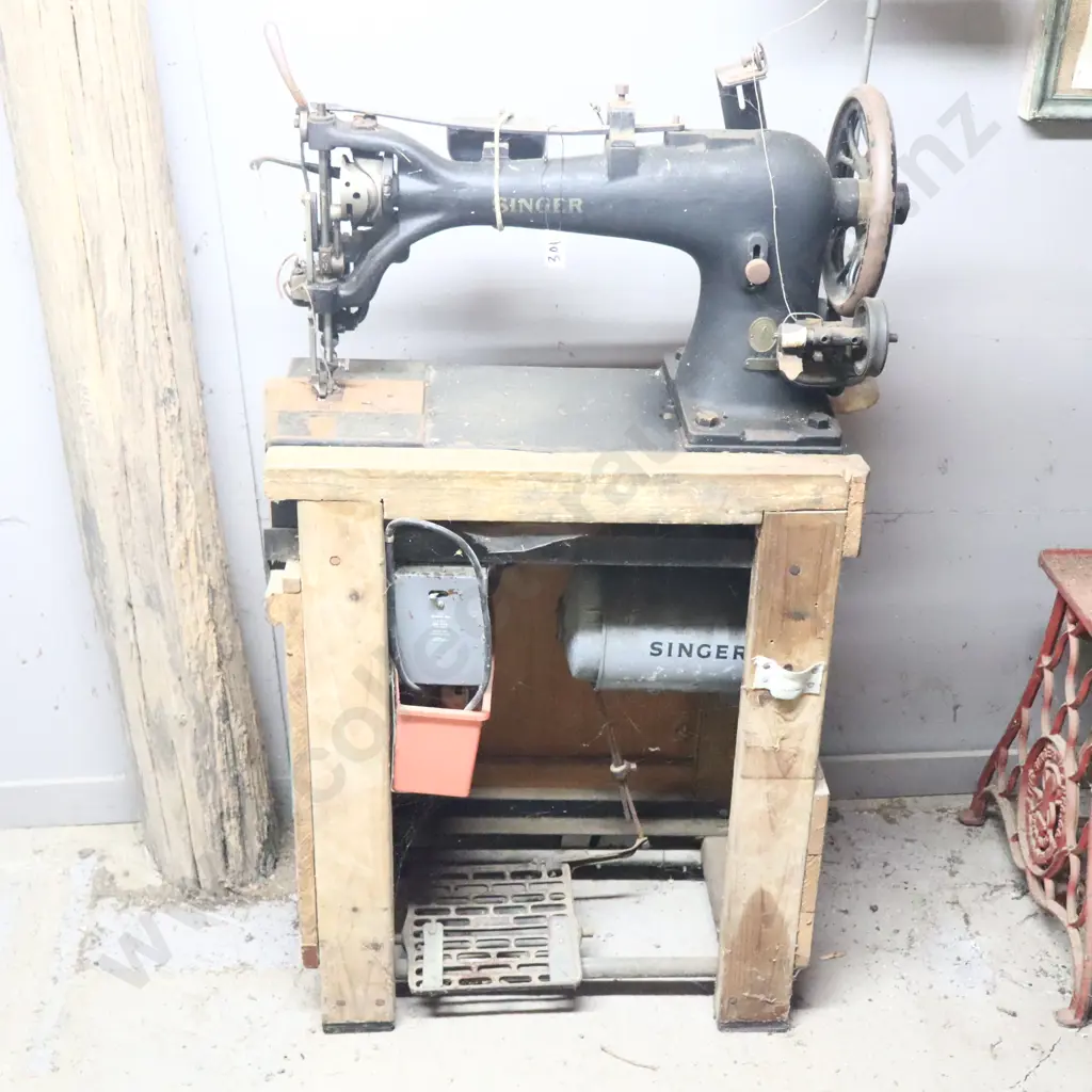 Singer Leather Sewing Machine Image 1++