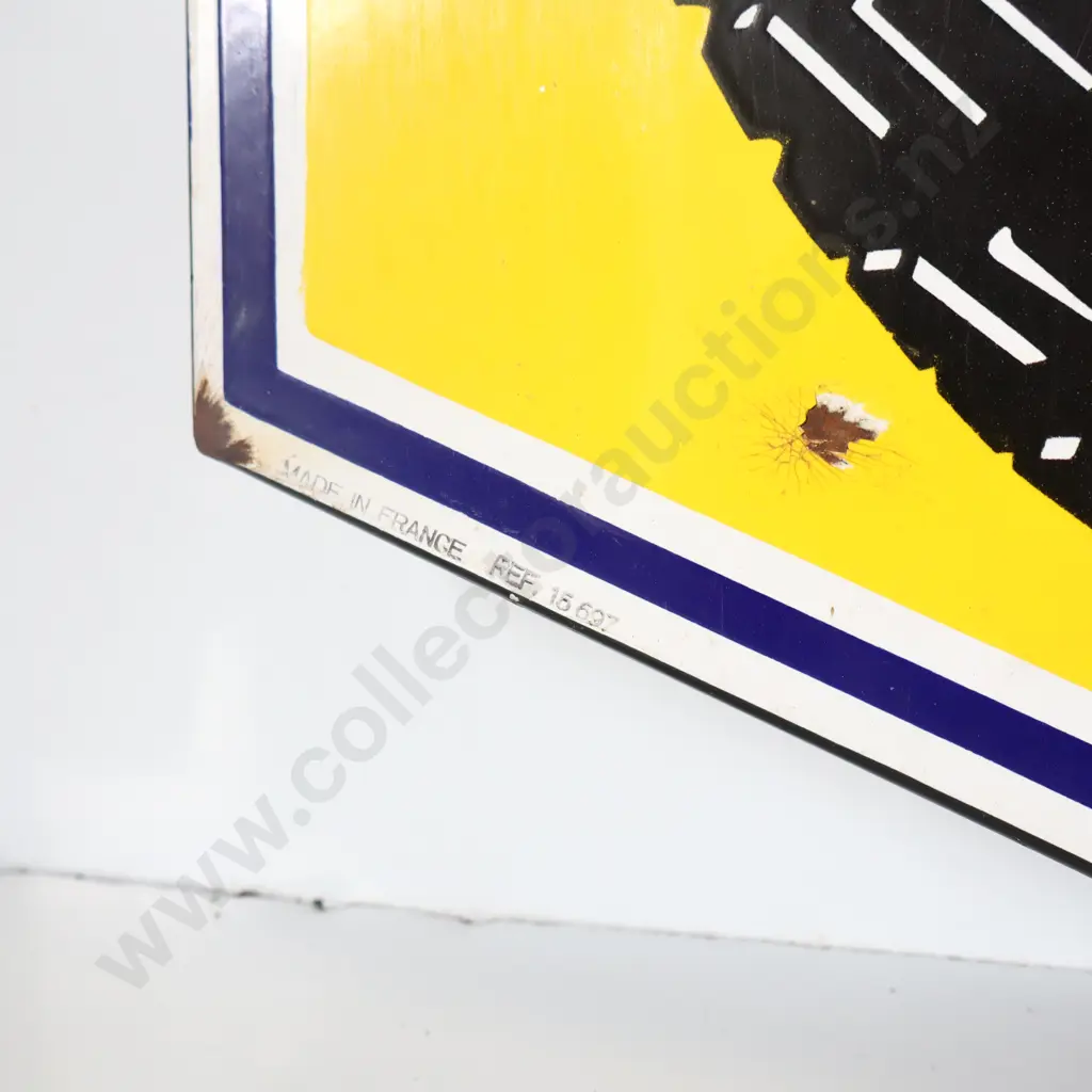 Michelin Tyres Pictorial Enamel Sign Image 1++