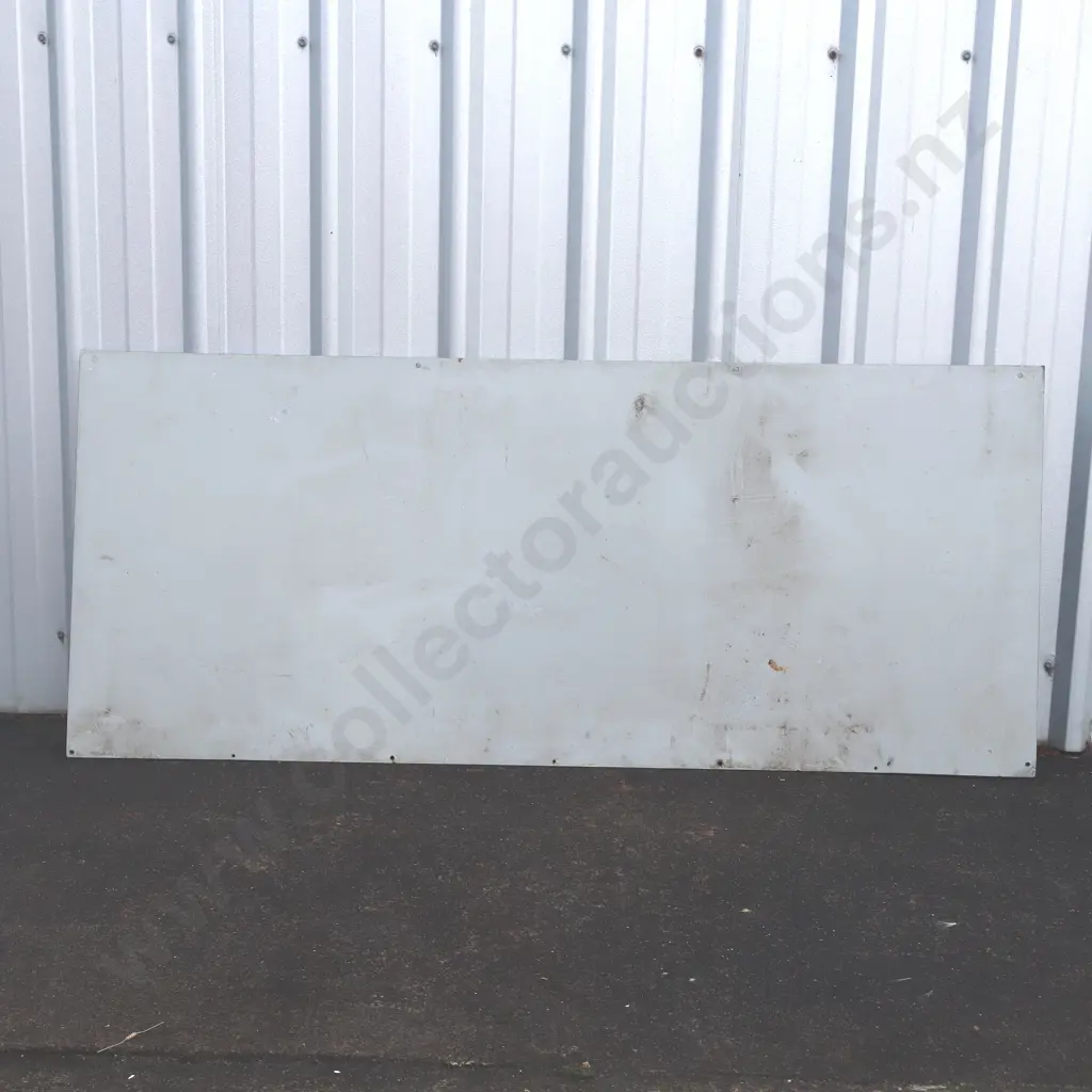 Castrol Stockists Tin Handpainted Sign  Image 1++