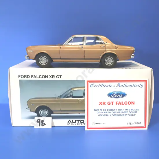 Ford Falcon XR GT – Gold