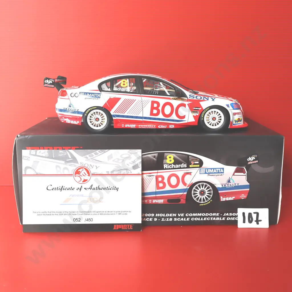 Holden Commodore VE V8 Supercar – Team BOC Skycity Triple Crown Darwin Pole Position – Jason Richards – 2009 Image 1++