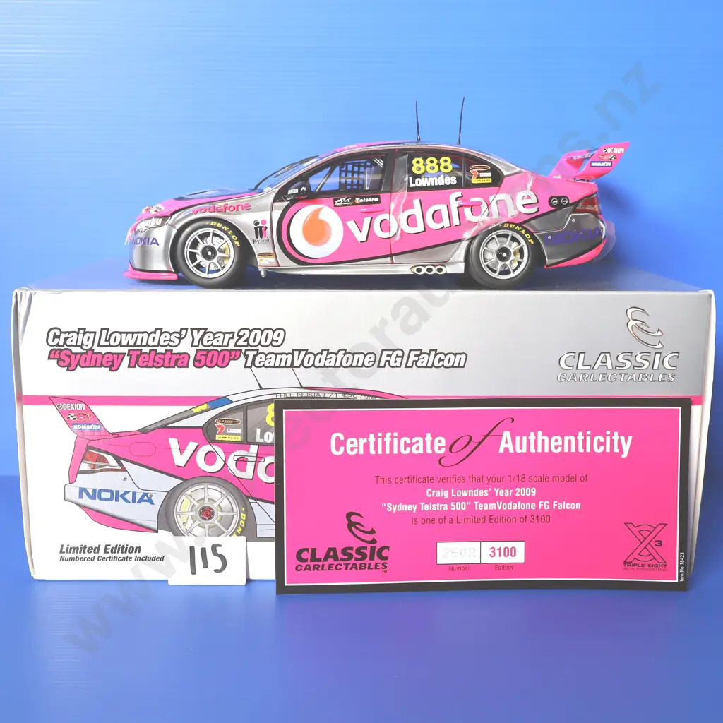 Ford Falcon FG – TeamVodafone Sydney Telstra 500 – Craig Lowndes – 2009 Image 1++