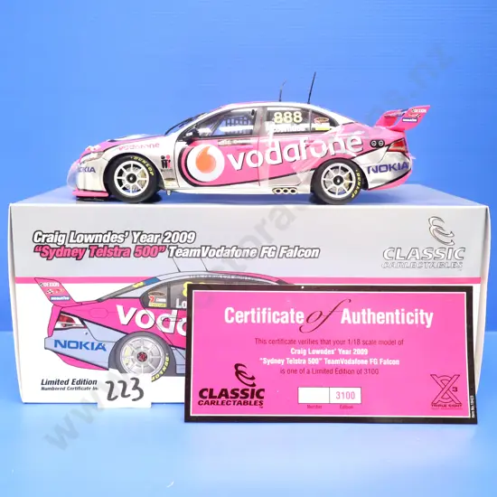 Ford Falcon FG TeamVodafone #888 – Craig Lowndes – Sydney Telstra 500 2009
