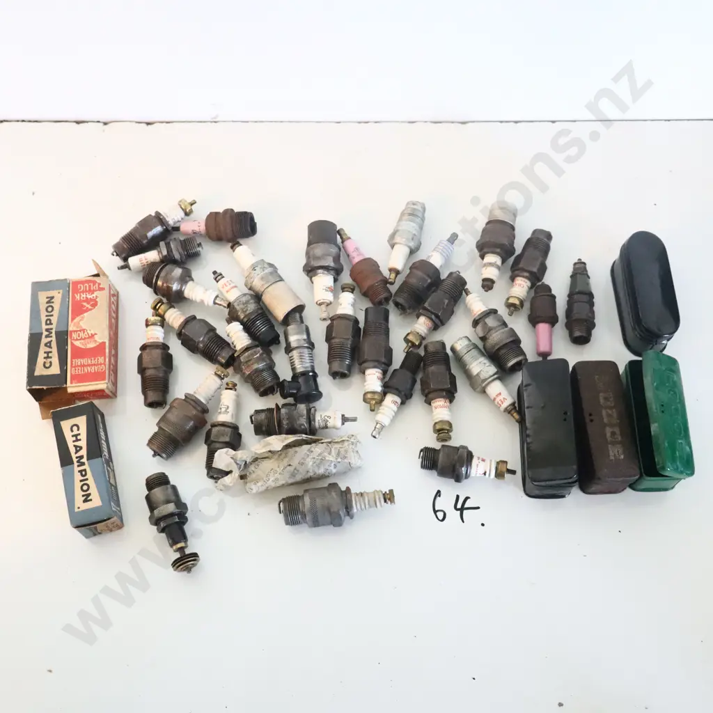 Spark Plugs And Spark Plug Tins Image 1++