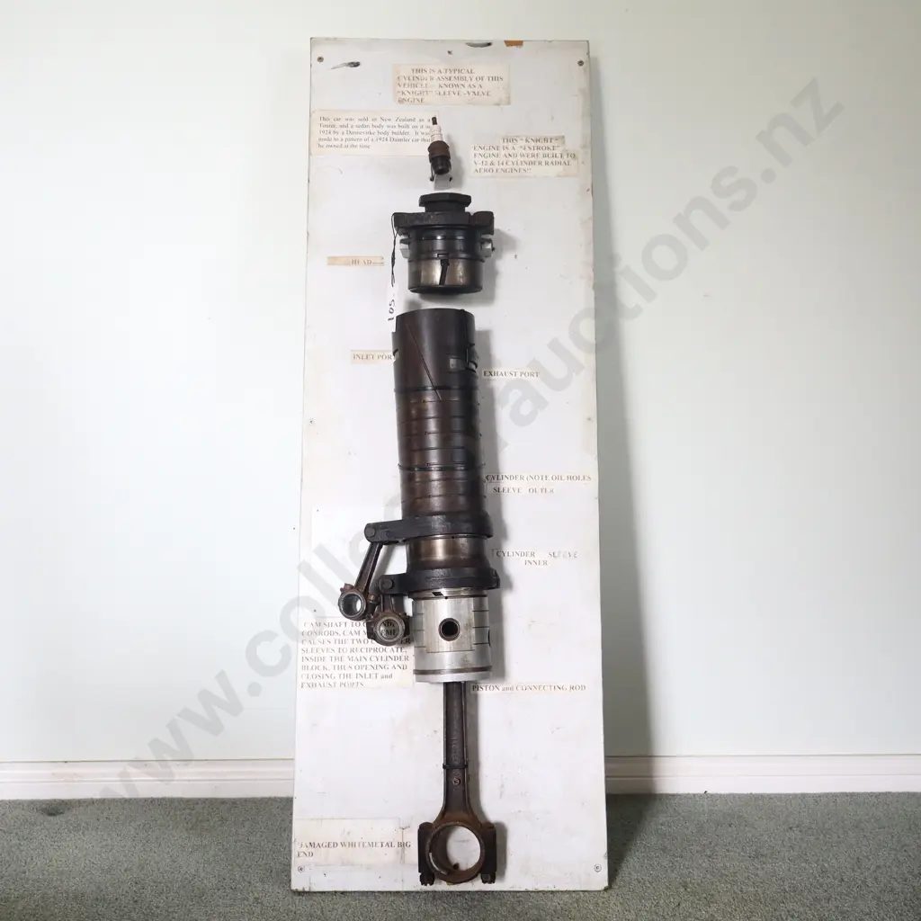 Knight Sleeve Valve Engine Cylinder Assembly Image 1++