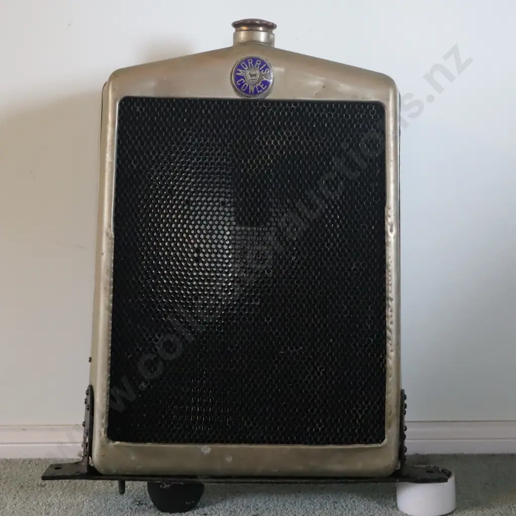 1920's Morris Cowley Radiator Image 1++
