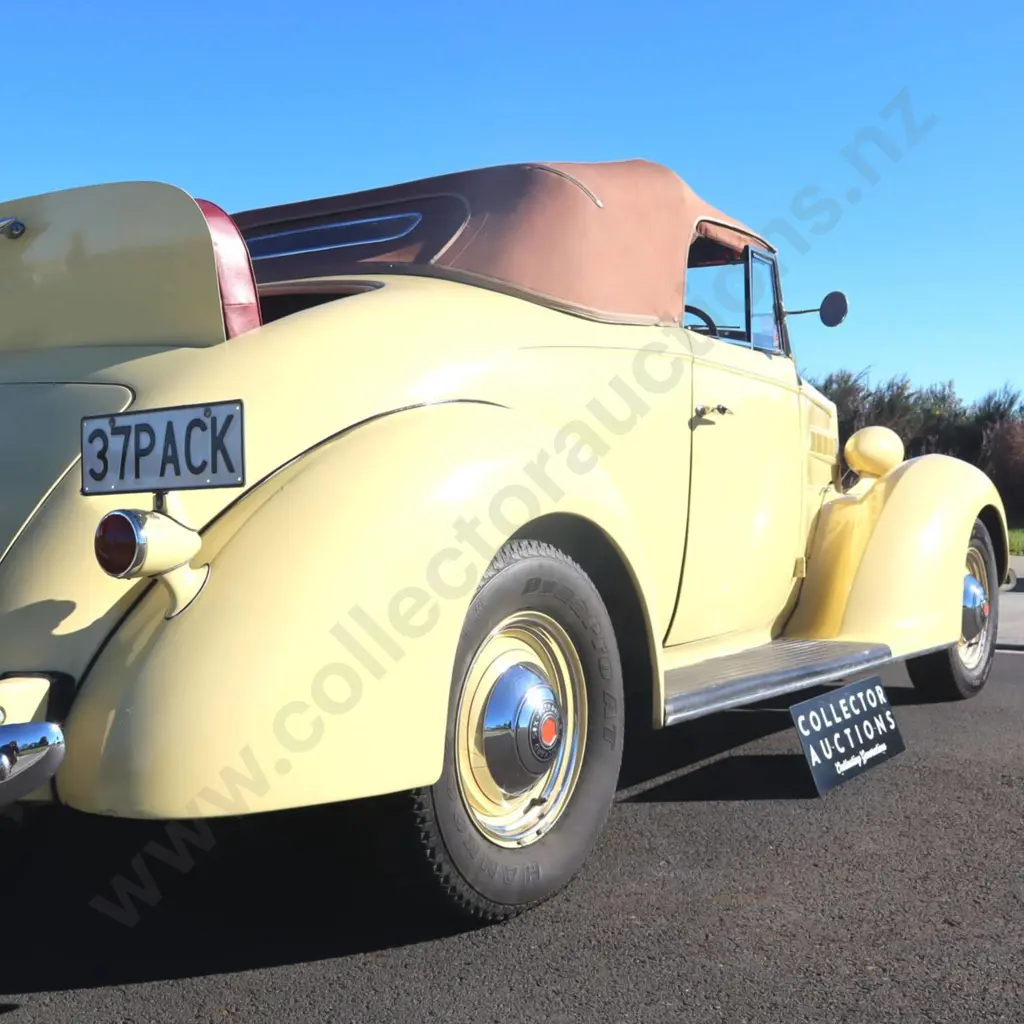 1937 Packard Model 115 Roadster. Image 1++