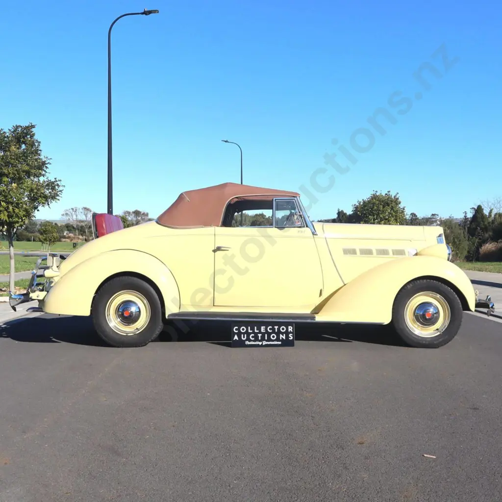 1937 Packard Model 115 Roadster. Image 1++
