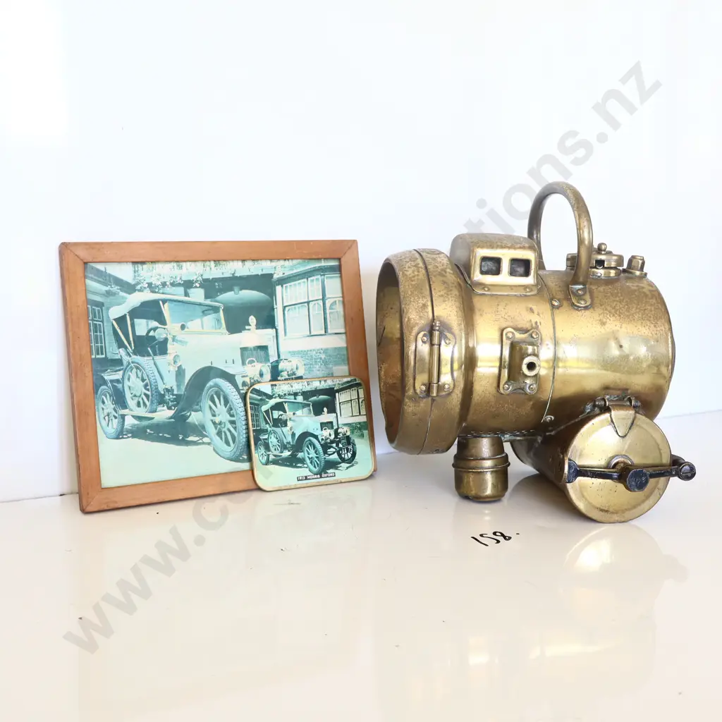 1914 Morris Oxford Headlight Image 1++