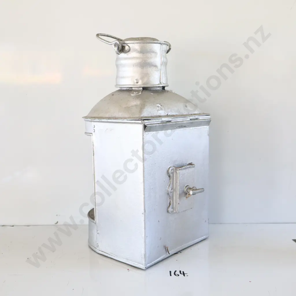 Vintage Stern Light Image 1++