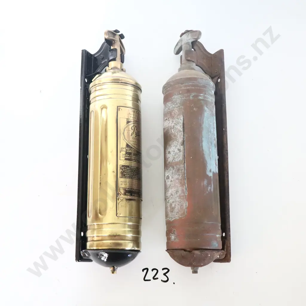 Brass Pyrene Fire Extinquishers X 2 With Mounting Brackets Image 1++