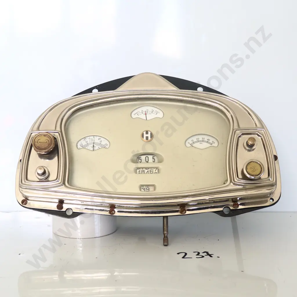 1920s Hupmobile Dash Instrument Cluster Image 1++
