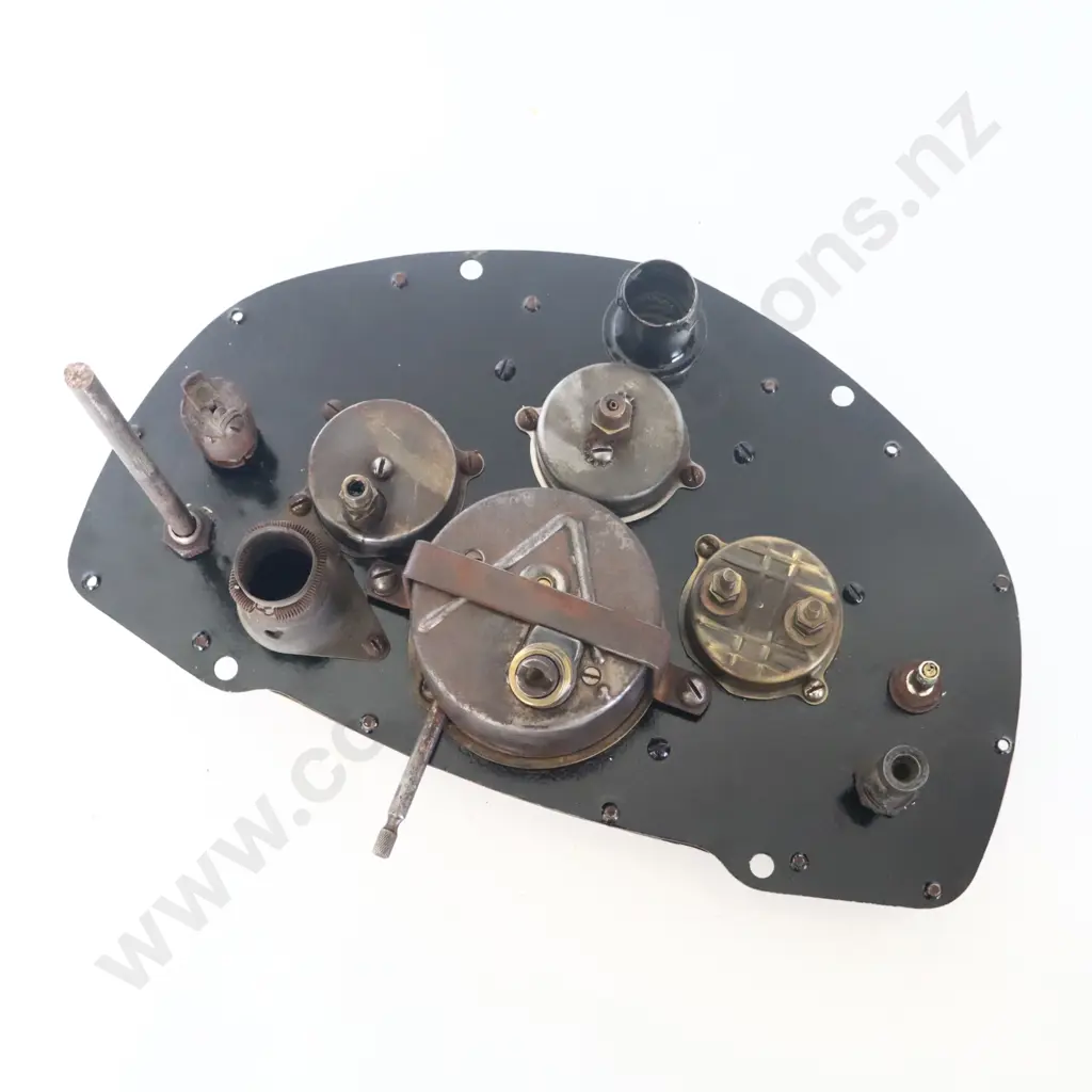 1920s Hupmobile Dash Instrument Cluster Image 1++
