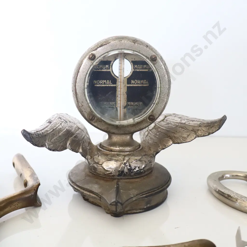 Motormeter And Period Handles Image 1++