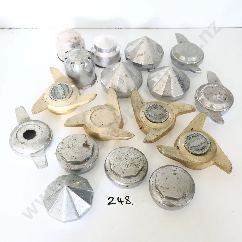 Hubcaps X 17 Approx Image 1++