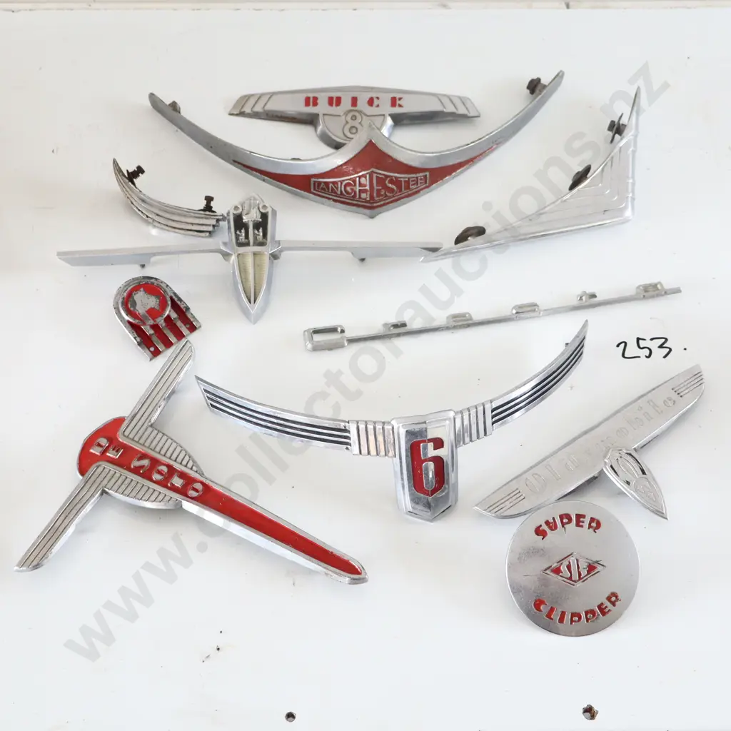 Buick, Oldsmobile, De Soto Badges Ect Image 1++