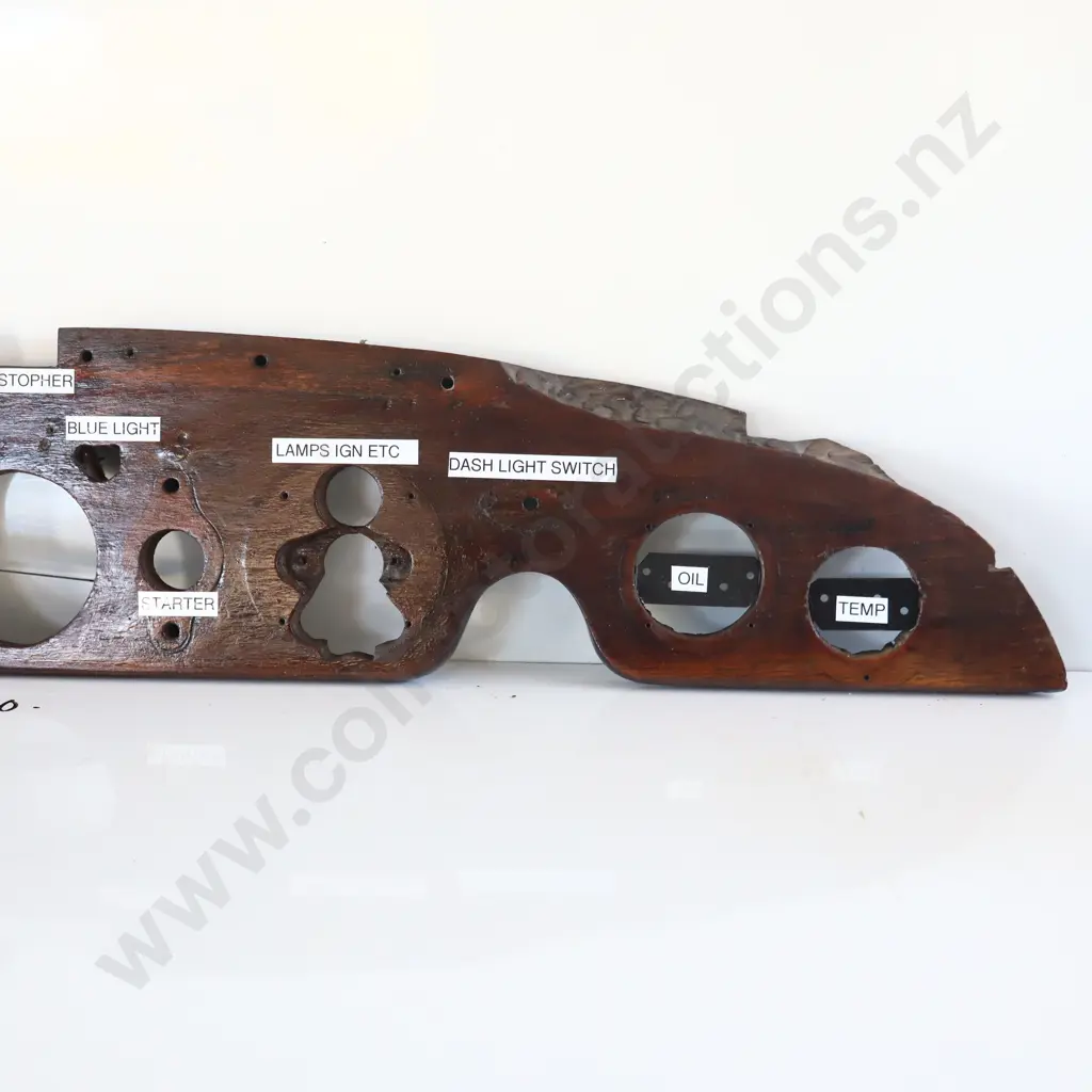 1920s Bentley Dashboard Image 1++