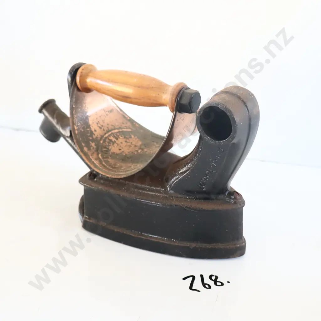 Vintage Gas Iron, Fletcher Russell And Co, England Image 1++